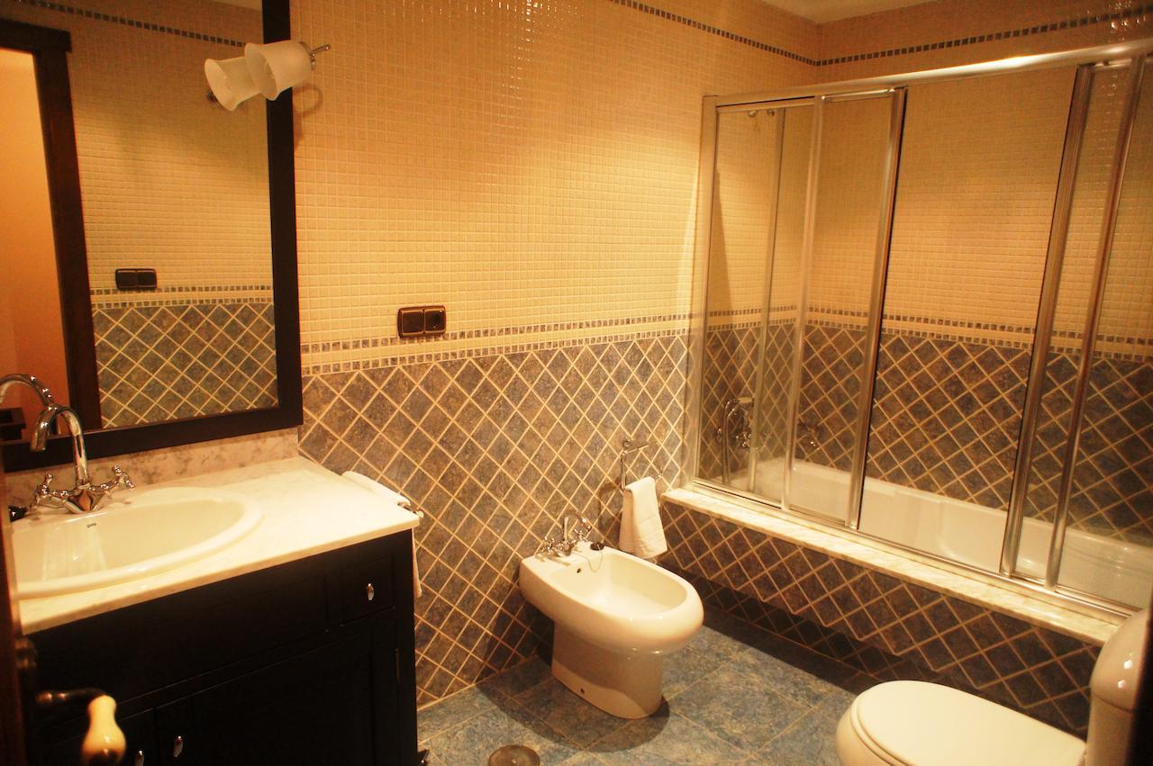 Mirador Da Ribeira Hotell Viana do Bolo Rom bilde